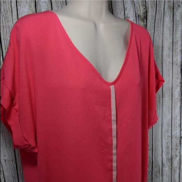 Francesca's Collections Coral Dolman Top -… - Picture 3 of 6